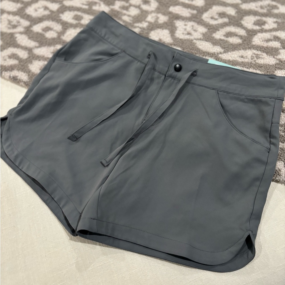 Magellan Outdoors Gray Relaxed Fit Shorts with Dolphin Hem